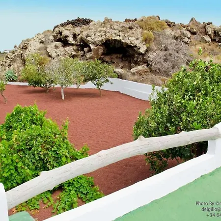 Villa Sleeps 4 Wifi