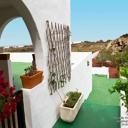 Sleeps 4 Wifi Villa Órzola